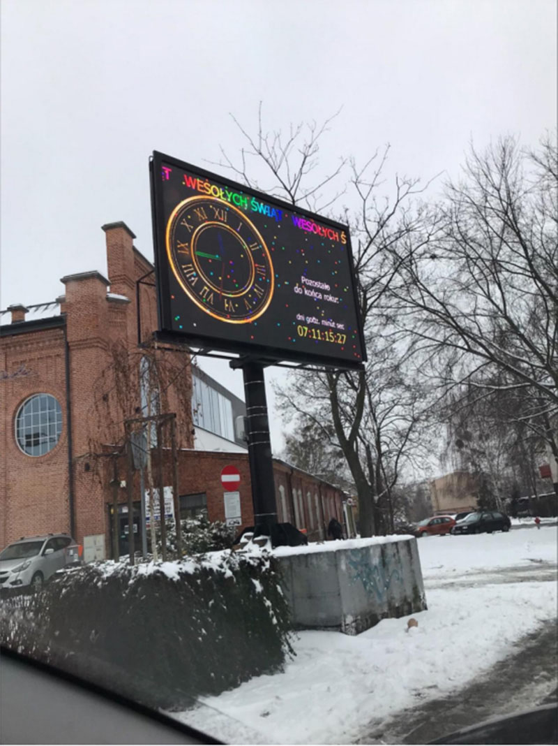 Indoor & Outdoor Advertising LED Display 1