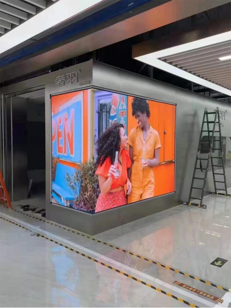 Indoor & Outdoor Advertising LED DisplayY11