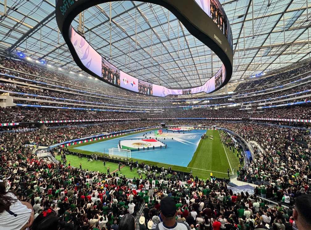 Energy-Efficient LED Displays for Sustainable 2026 World Cup Stadiums and Venues
